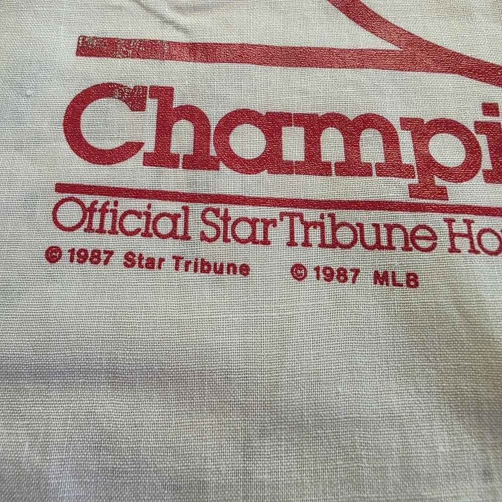 Vintage MN Twins Homer Hanky Lot of 5 - (1) 1987 & (4) 1991 World Series - CRISP